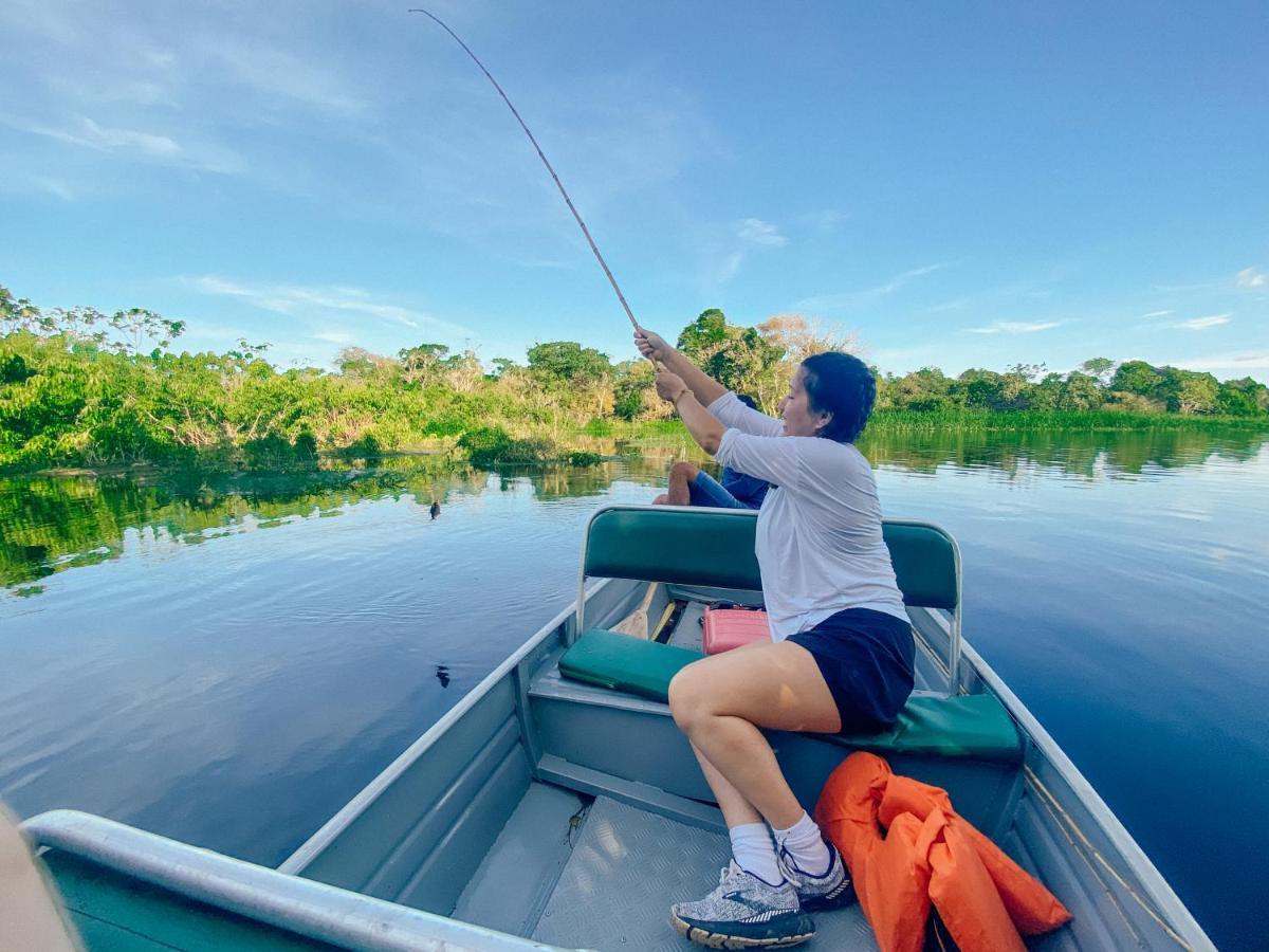 Amazon Arowana Lodge Careiro Buitenkant foto