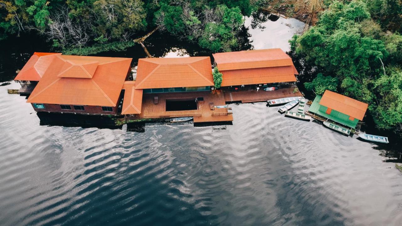 Amazon Arowana Lodge Careiro Buitenkant foto