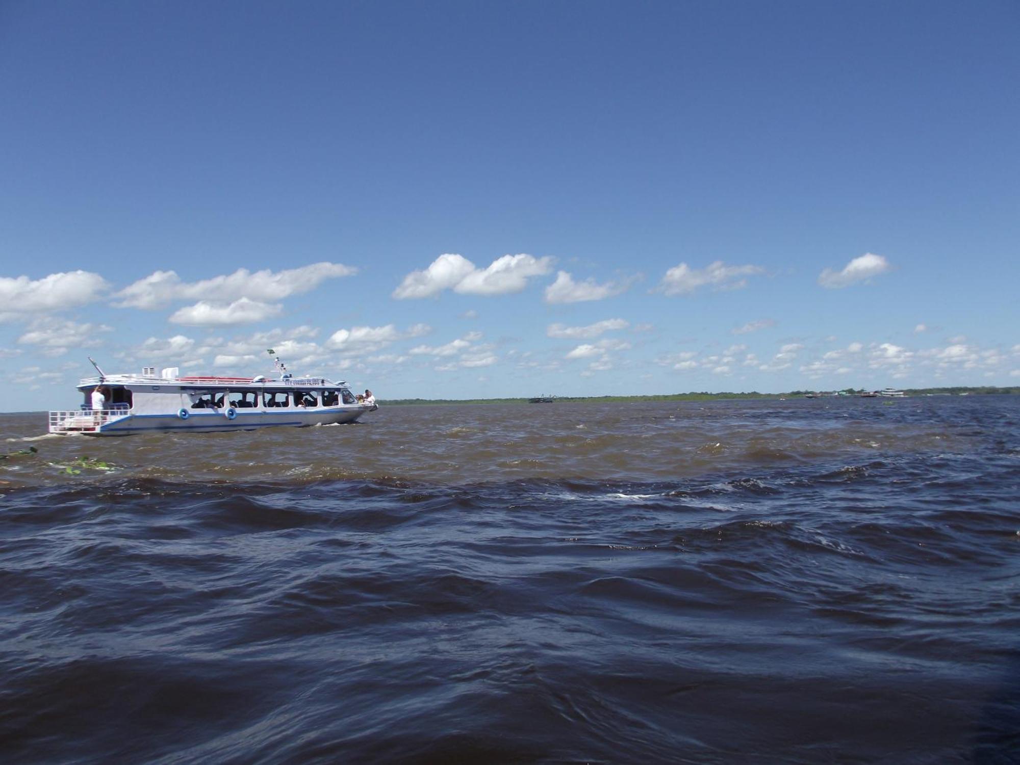 Amazon Arowana Lodge Careiro Buitenkant foto